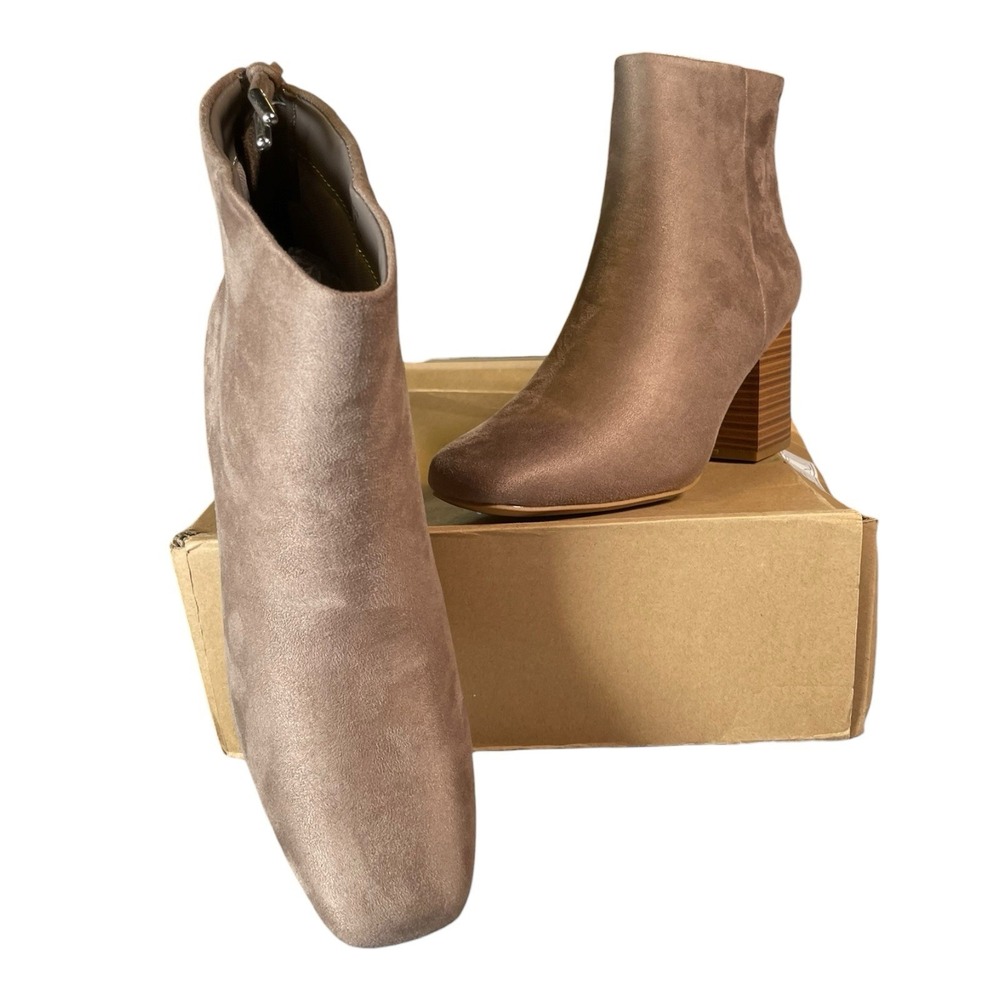 Journee Collection Heeled Boots